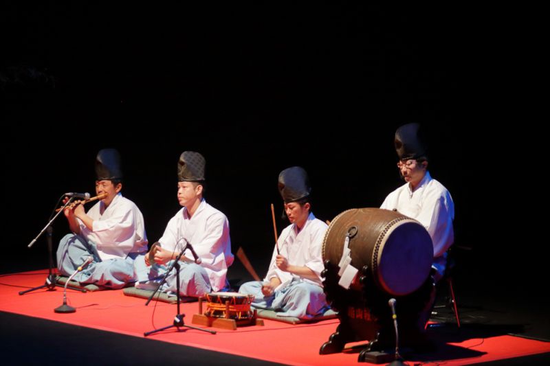 nhạc công nhạc công